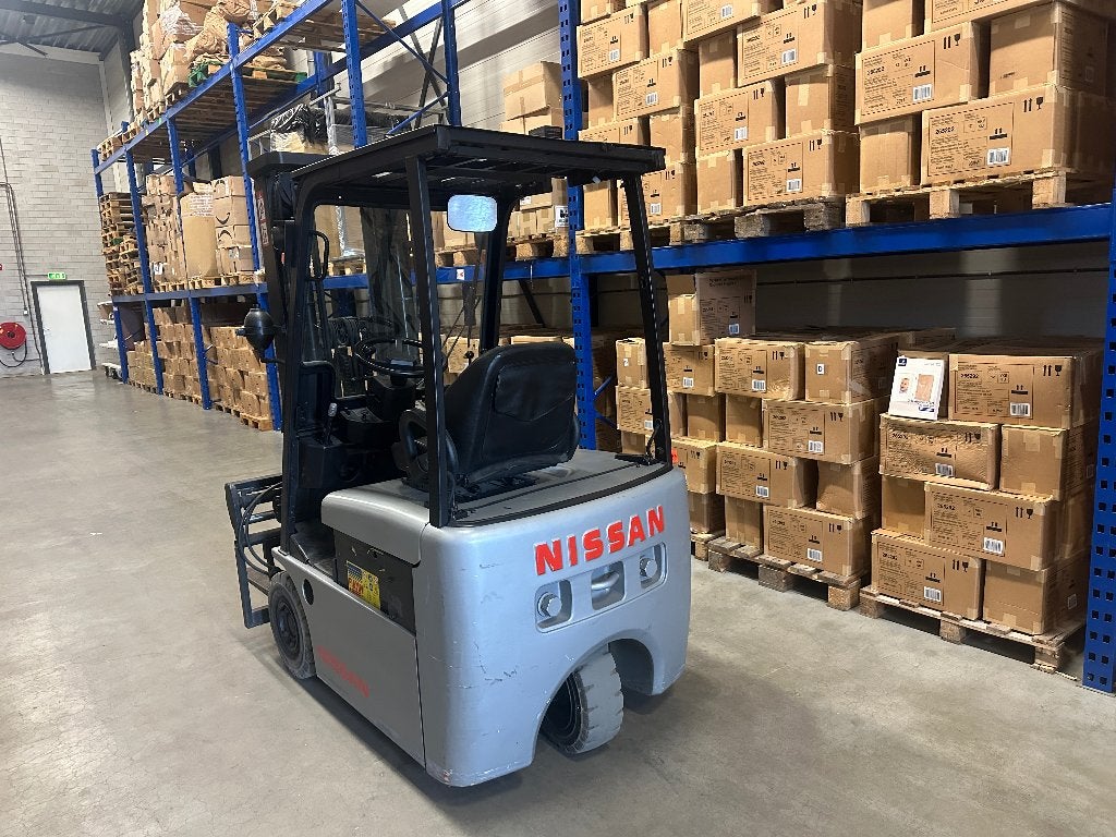 Zeer nette Nissan elektrische heftruck 5 meter  – €5.950,-, Diesel, Heftruck, Ophalen of Verzenden, 1000 tot 2000 kg