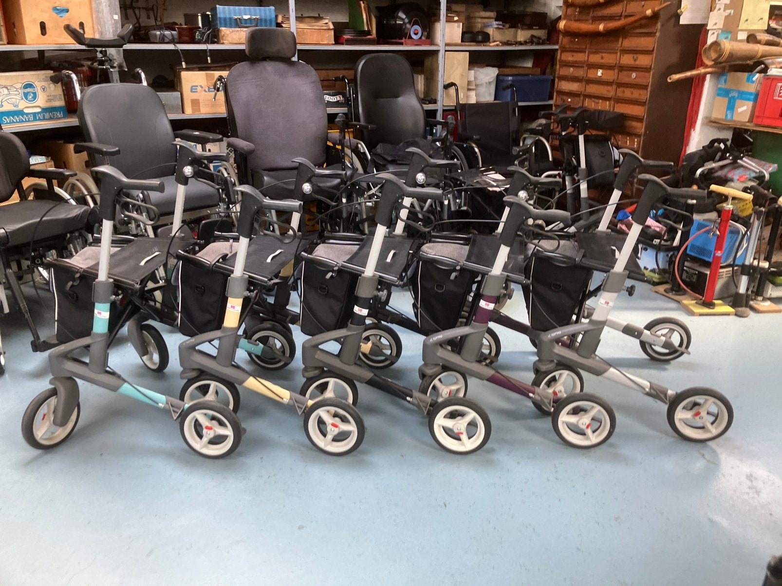 Misschien toch nog een andere rollator aanschaffen?, Ophalen, Opvouwbaar, Zo goed als nieuw