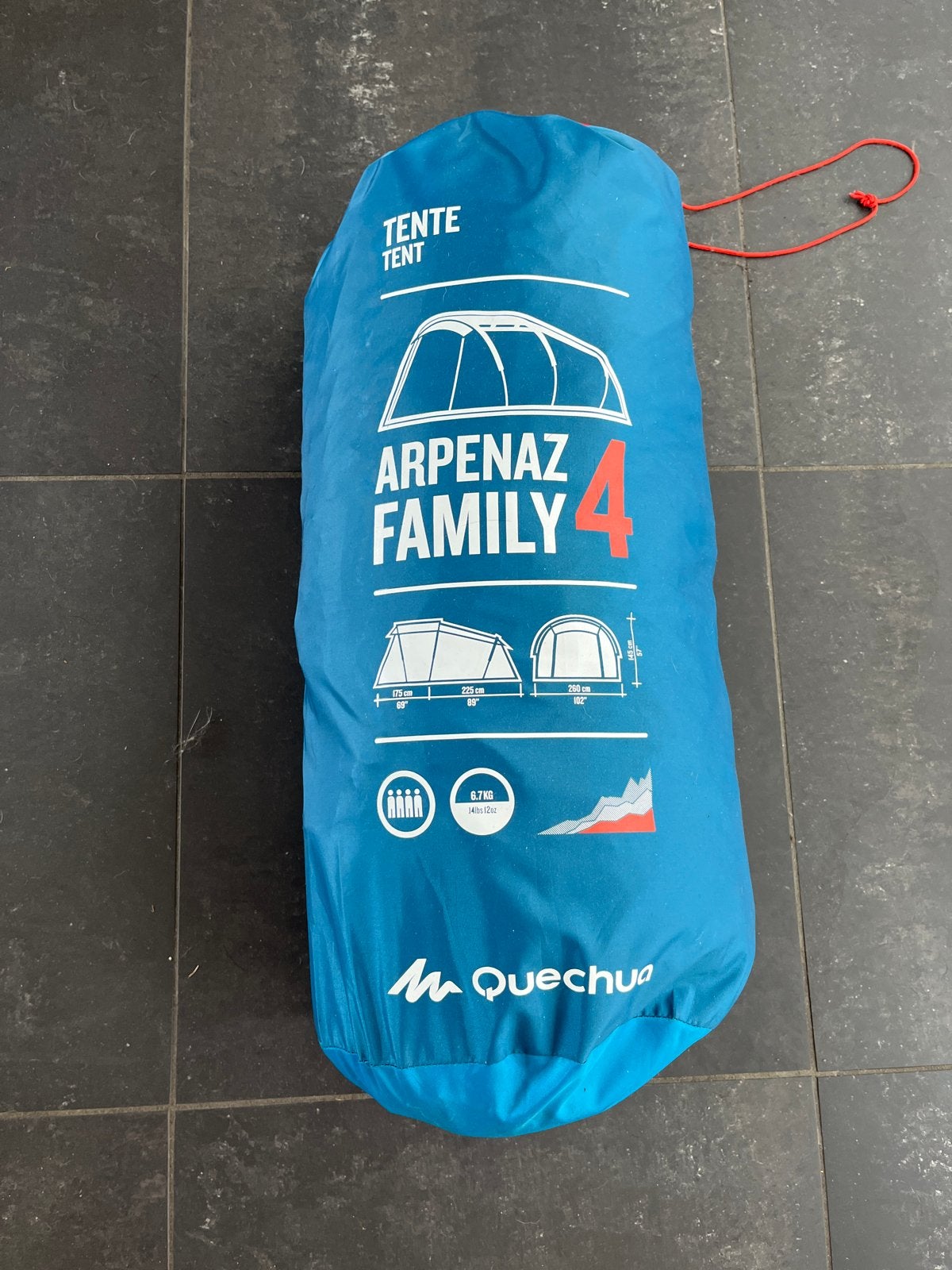 Quechua Arpenaz Family 4 Tent - 4-persoons tent, Ophalen, Zo goed als nieuw, Tot en met 4