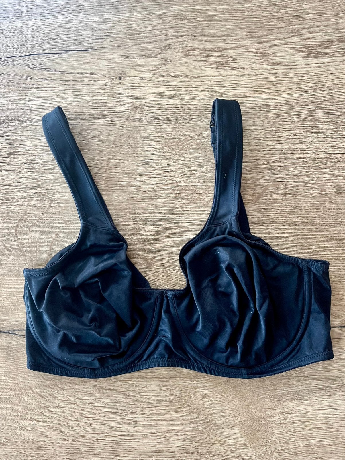 Triumph 85E molded bh kleur zwart, Kleding | Dames, Ondergoed en Lingerie, Verzenden, Zwart, BH