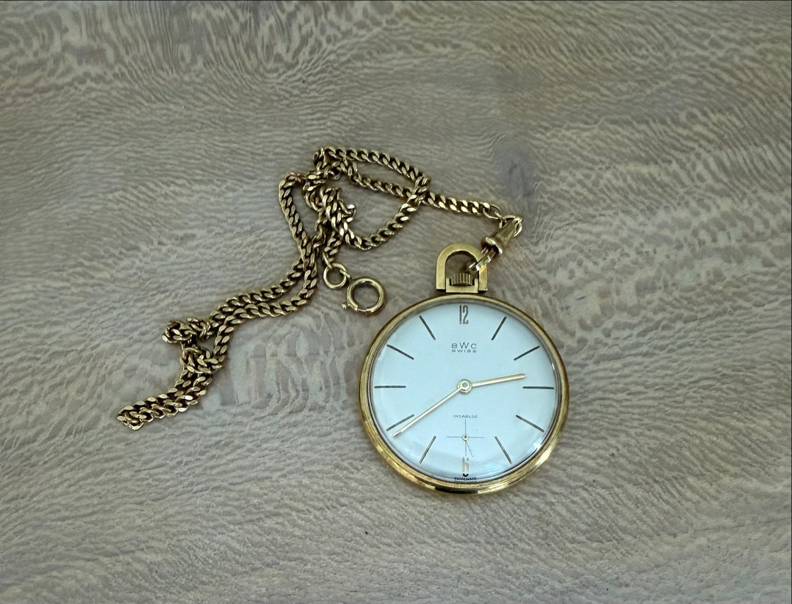BWC SWISS Verguld Zakhorloge met Ketting, Sieraden, Tassen en Uiterlijk, Horloges | Antiek, Overige materialen, Zakhorloge, 1960 of later