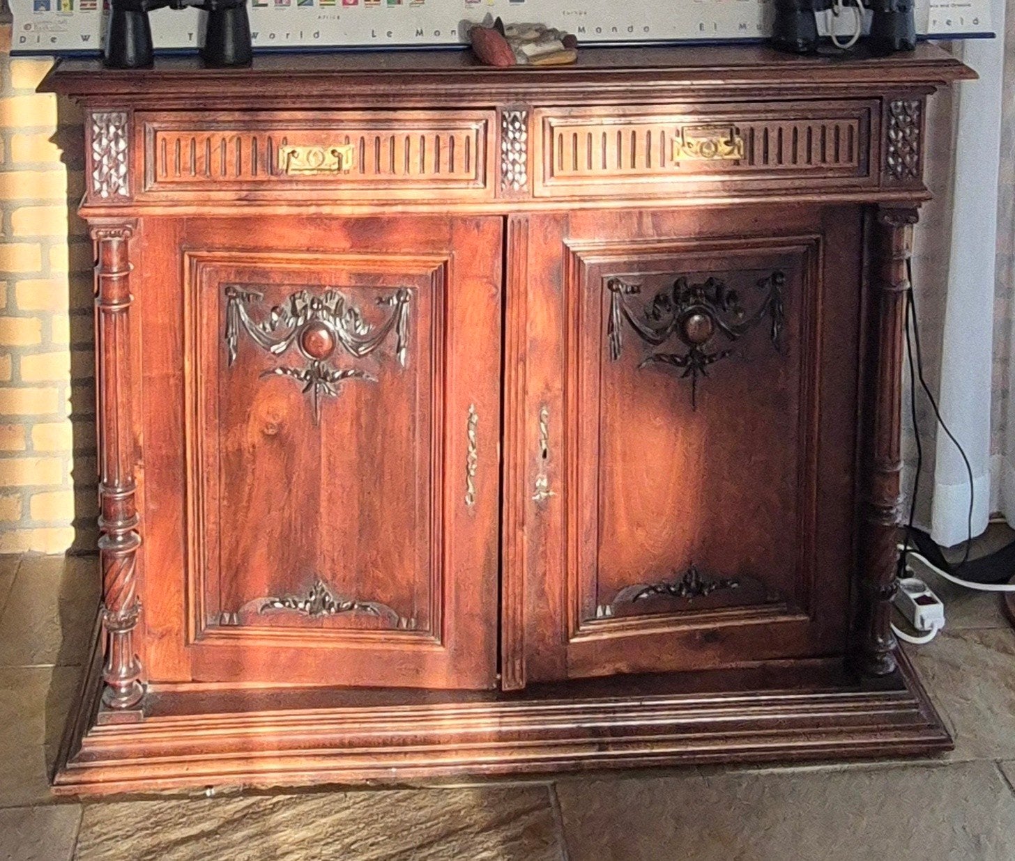 Antieke buffetkast / dressoir met bovenstuk, Antiek en Kunst, Ophalen of Verzenden