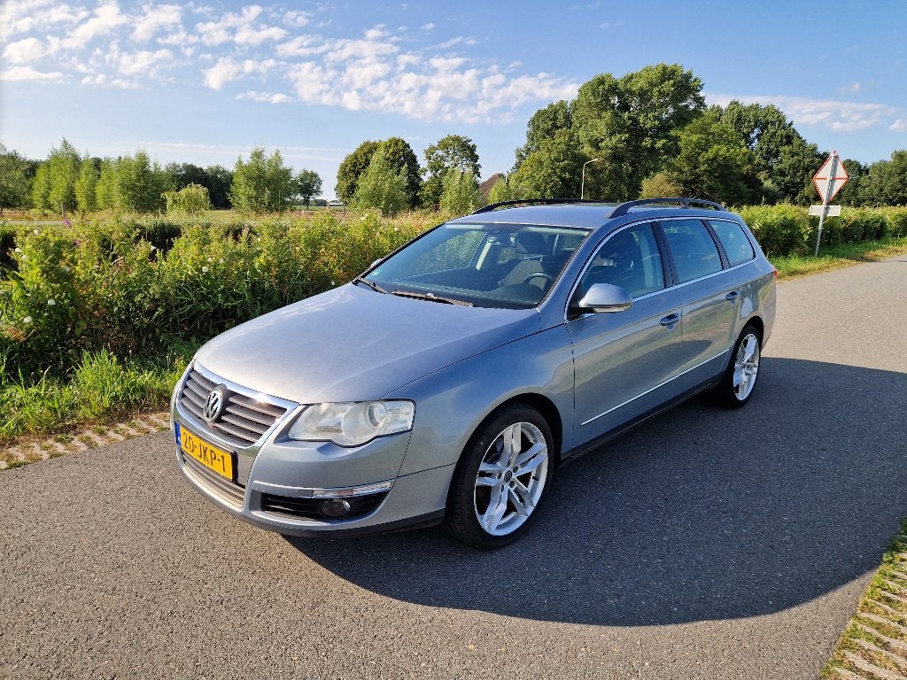 Volkswagen Passat 1.8 TFSI 118KW Variant 2009 APK Nette Auto, Auto's, Volkswagen, Euro 5, Stof, Zwart, 4 cilinders