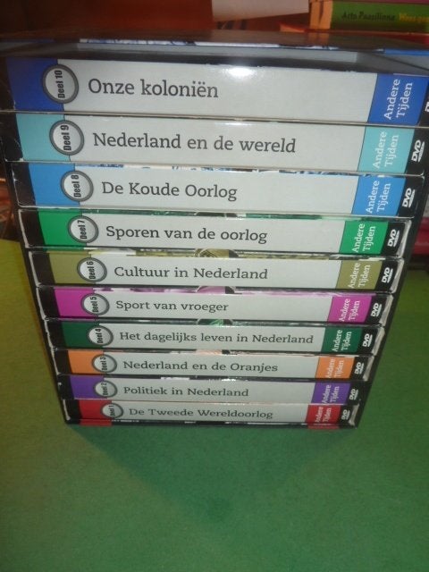 ANDERE TIJDEN 10 delen in dvd-box 30 dvd's, Cd's en Dvd's, Dvd's | Documentaire en Educatief, Verzenden, Alle leeftijden, Nederlands