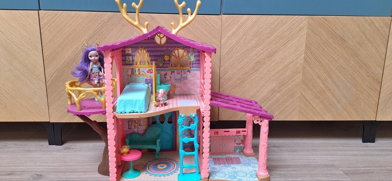 Enchantimals Hertenhuis met inrichting, Ophalen of Verzenden, Gebruikt, Overige typen