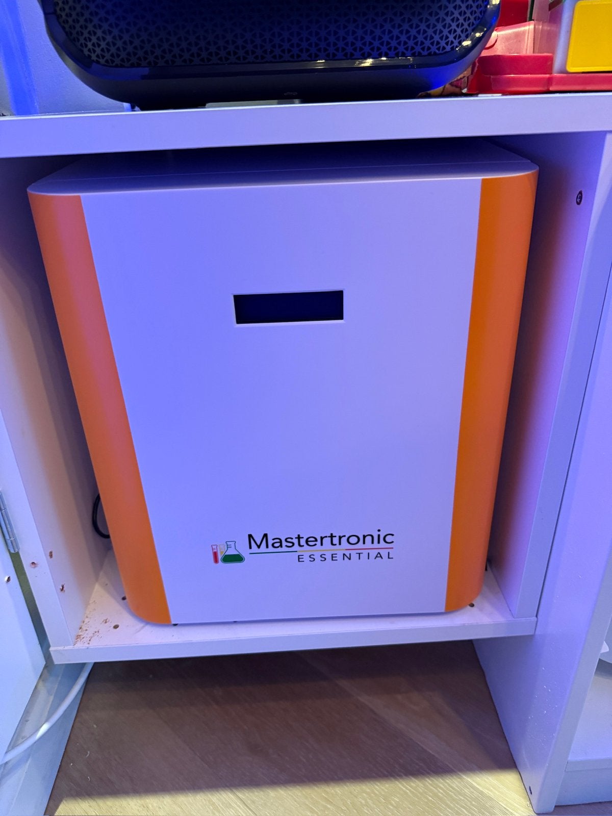 Mastertronic essential, Ophalen of Verzenden, Zo goed als nieuw