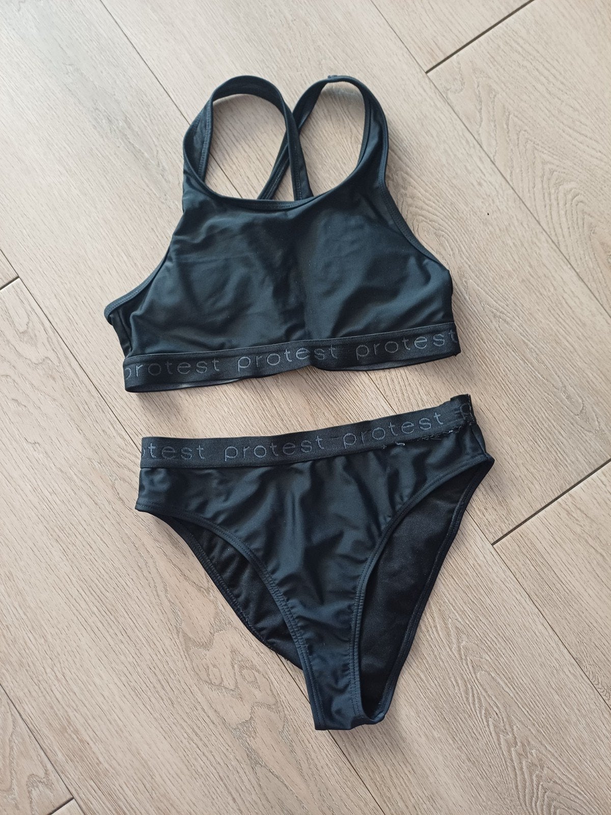 Bikini protest maat 36, izgs, Zwart, Ophalen of Verzenden, Zo goed als nieuw, Protest