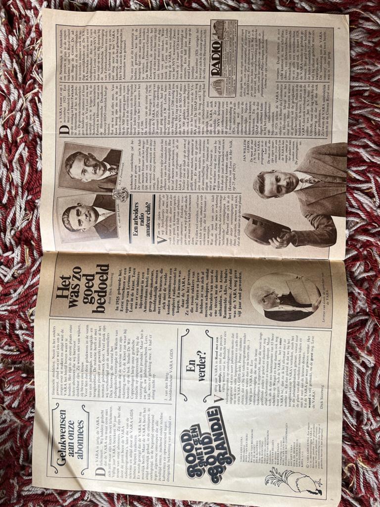 VARA Gids "Rood met een goud randje" - Jubileum Gids 1975, Boeken, Ophalen, Gelezen, Overige typen