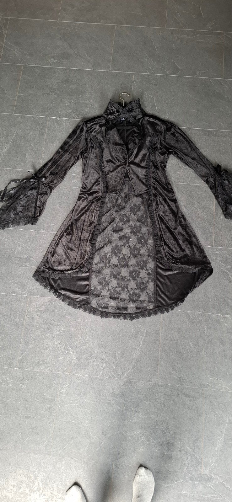 Gothicana by EMP Zwart fluwelen jasje met kant - Maat 2XL, Ophalen, Zwart, Maat 46/48 (XL) of groter, Zo goed als nieuw