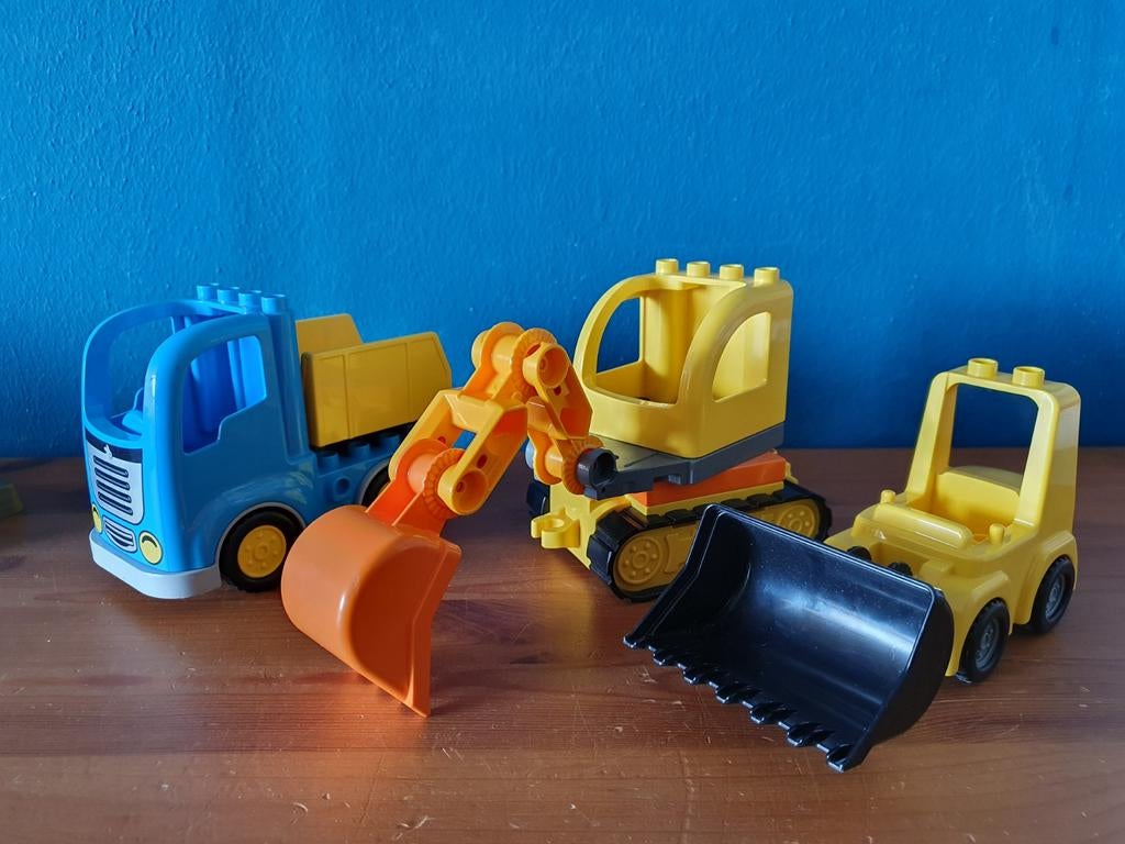 Duplo lego dumptruck graafmachine bulldozer samen €10,-, Ophalen of Verzenden, Zo goed als nieuw, Duplo