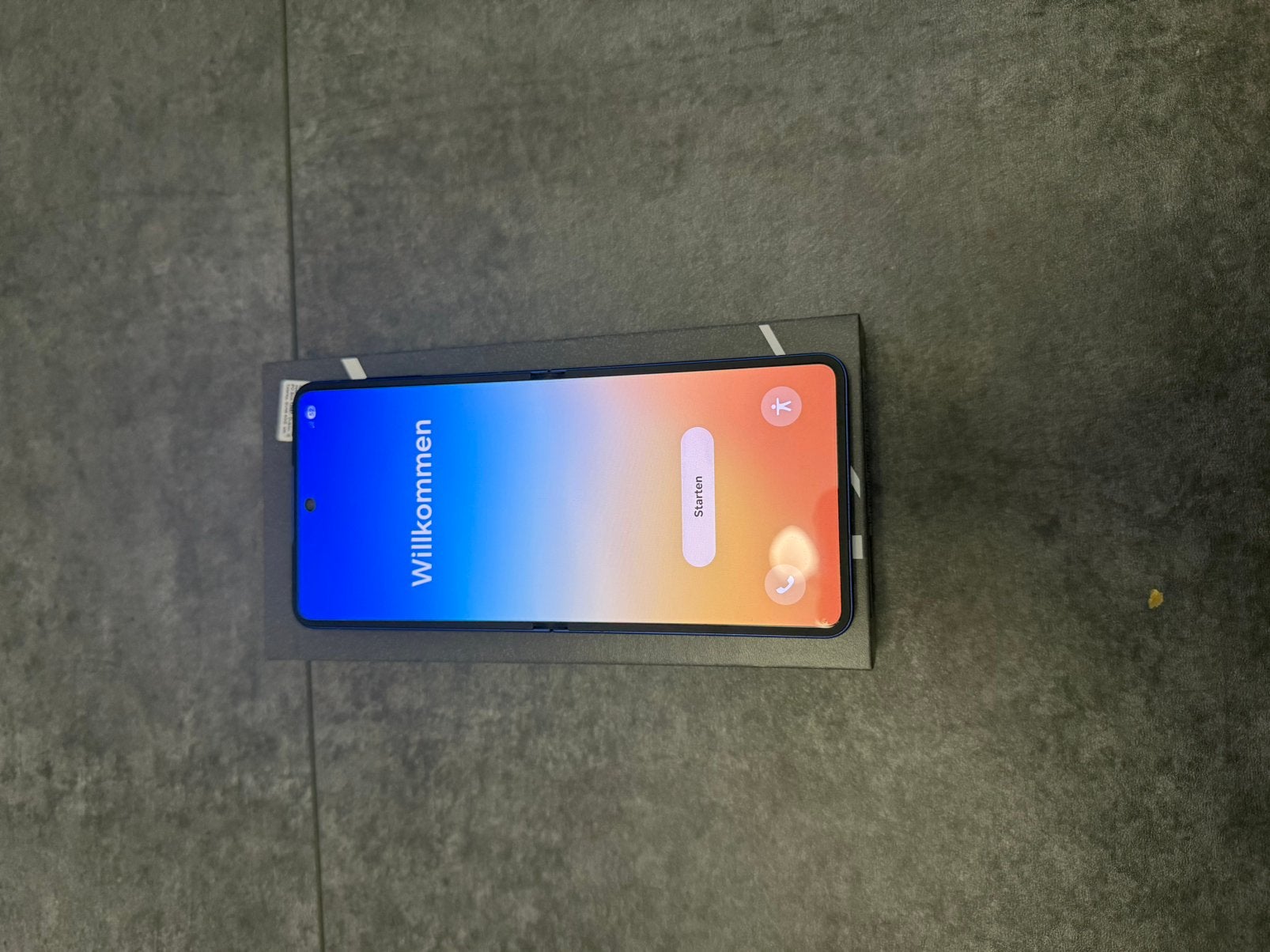 Samsung Galaxy Z Flip7 zo goed als nieuw, Ophalen, Blauw, Touchscreen, Zo goed als nieuw
