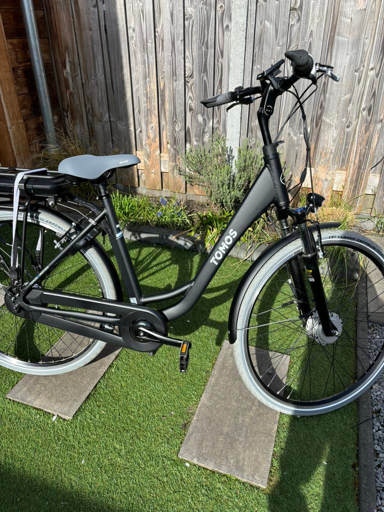 Tomos eb06 MAAR 113km gereden!!, Fietsen en Brommers, Elektrische fietsen, Ophalen, Zo goed als nieuw, Overige merken