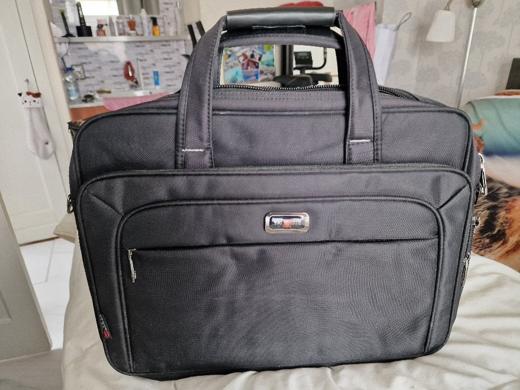 akte / laptop tas, Computers en Software, Gevoerd laptopvak, Nieuw, Aktetas, Ophalen of Verzenden