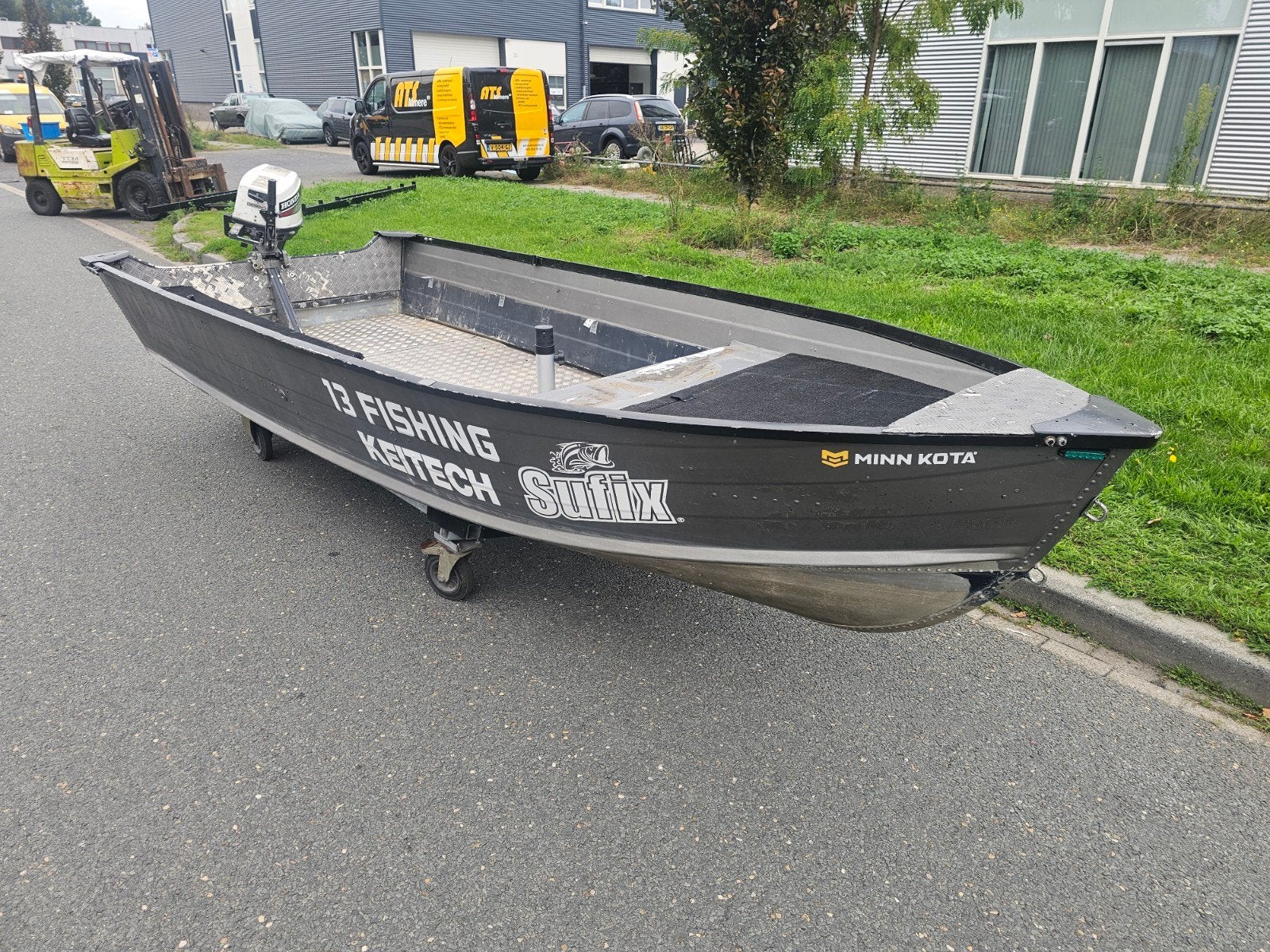 leuke aluminium visboot 4.5m met honda 9.9 pk 4 takt, Ophalen, Gebruikt, 10 pk, 5 m