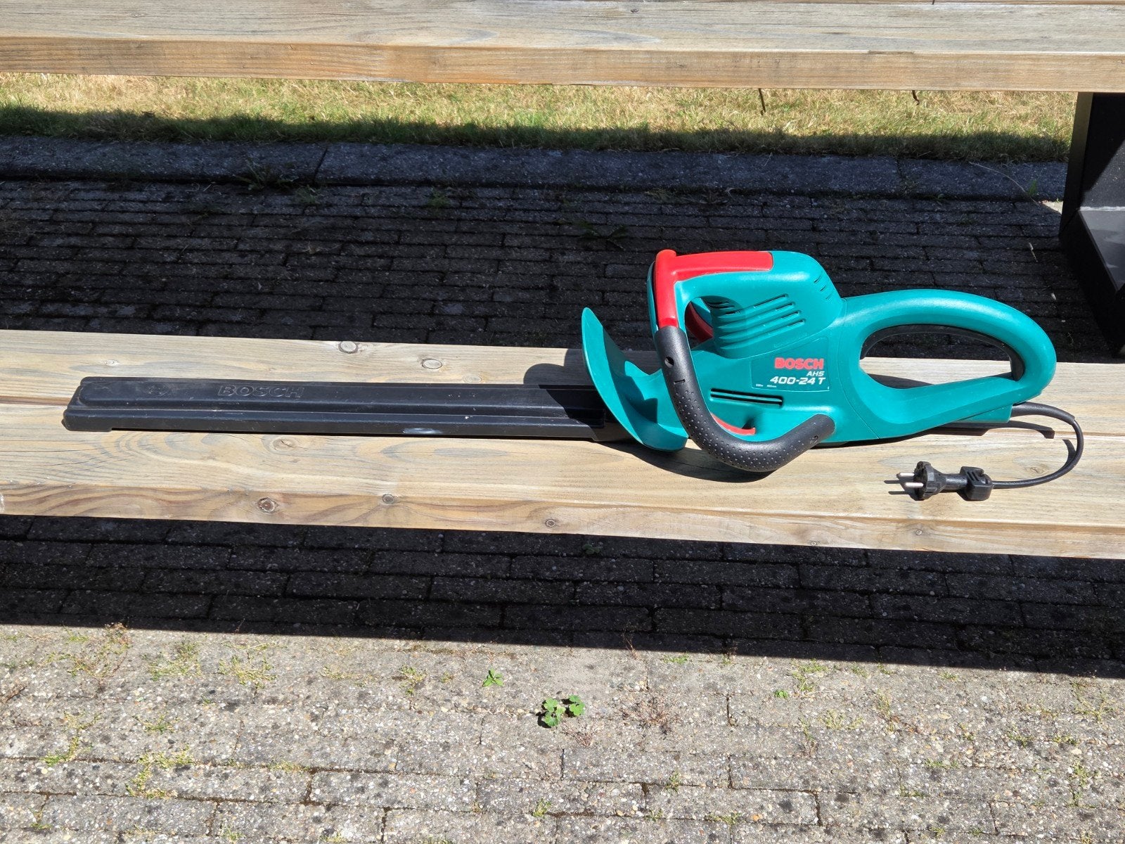 Bosch AHS 400-24 T Heggenschaar - Elektrisch, Tuin en Terras, Heggenscharen, Ophalen, Gebruikt, Elektrisch, Bosch
