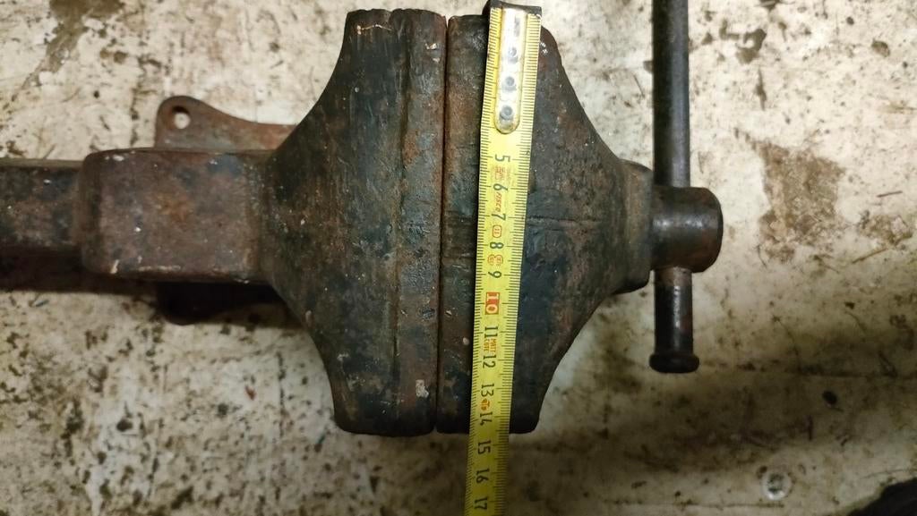 Heuer Front bankschroef 140 gebruikt goedwerkend, Doe-het-zelf en Verbouw, Werkbanken, Ophalen of Verzenden