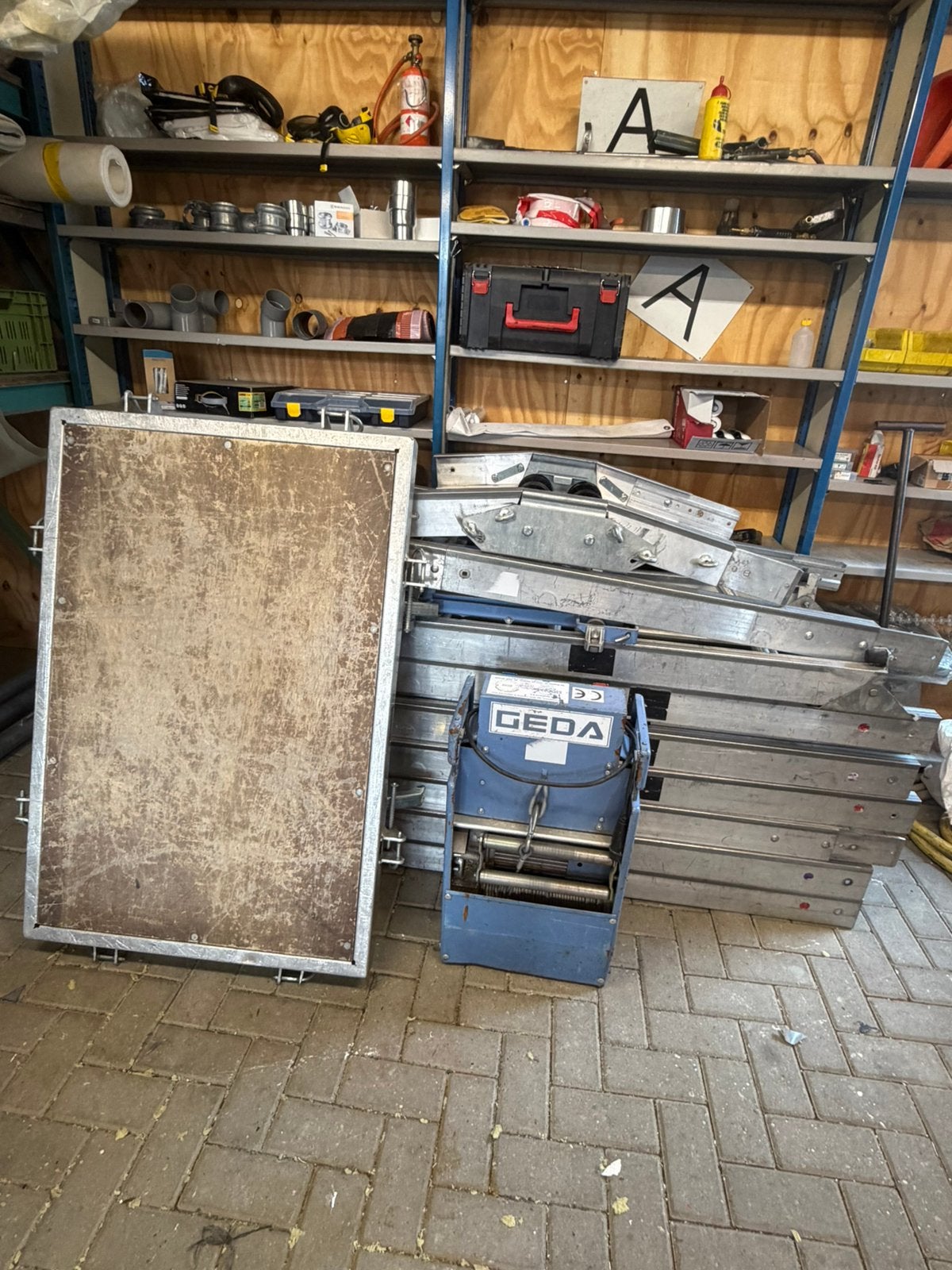 Geda pannenlift/ladderlift 18 meter hoog uniek!, Ophalen of Verzenden, Zo goed als nieuw, Overige typen, 5 meter of hoger