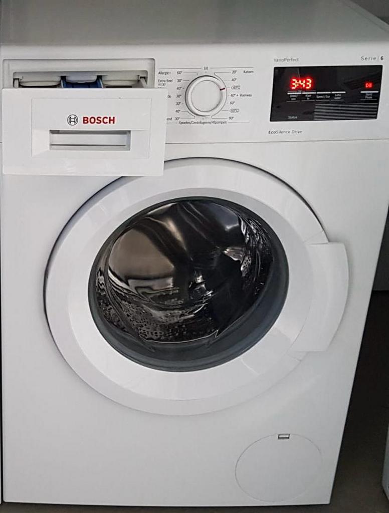 Mooie & Nette Bosch Serie 6 Wasmachine 8KG A+++ top staat, 1200 tot 1600 toeren, 8 tot 10 kg, Ophalen of Verzenden, Zo goed als nieuw