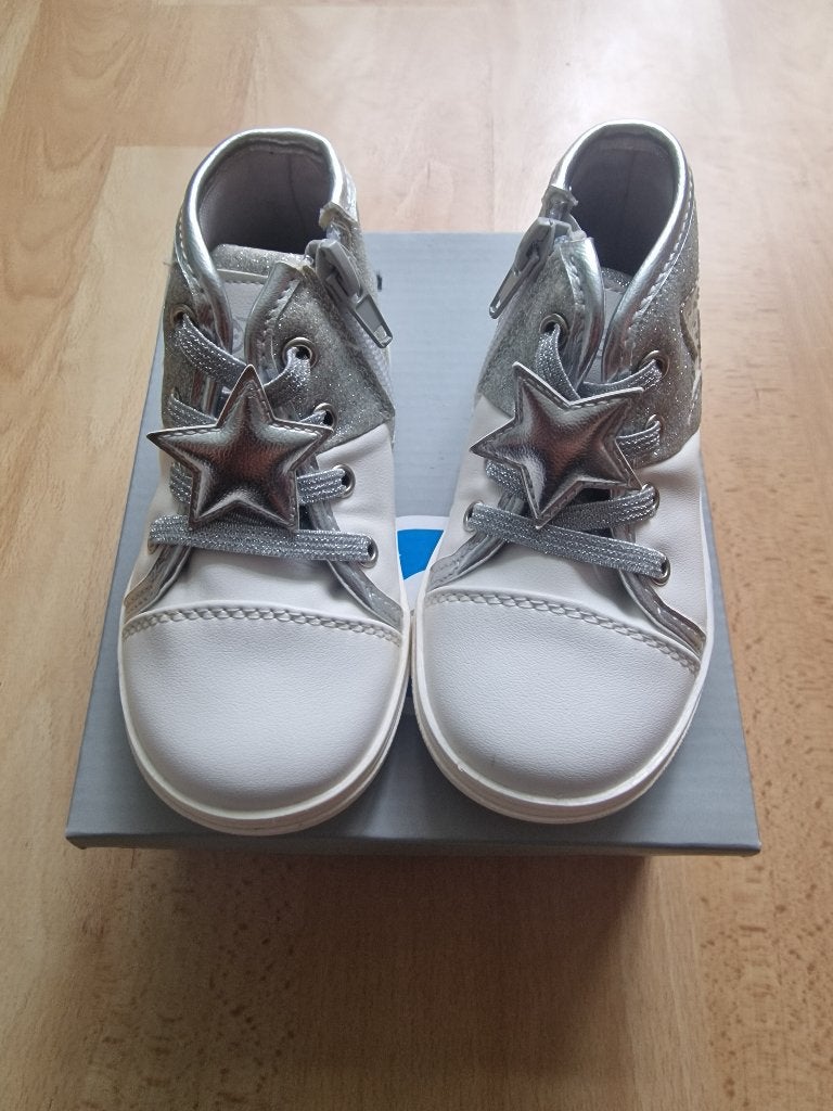 nieuwe KIDOKI schoentjes, maat 23, Kinderen en Baby's, Babykleding | Schoentjes en Sokjes, Schoentjes, Meisje, Nieuw, Ophalen of Verzenden