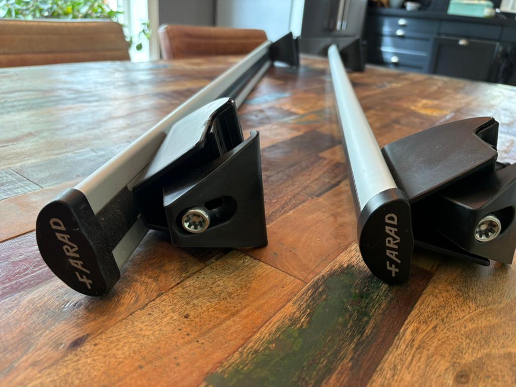 Farad Aluminium Dakdragers, Ophalen, Zo goed als nieuw