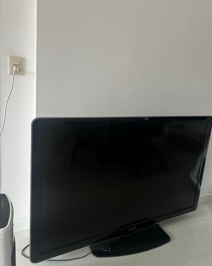 Philips Tv- Goede staat ZSM WEG, Philips, Gebruikt, LCD, Ophalen of Verzenden