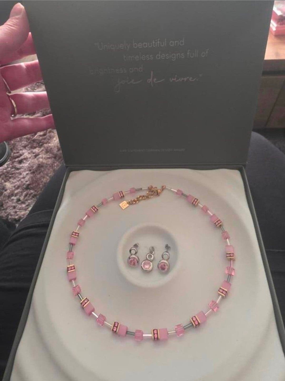 Roze Ketting en Oorbellen Set - nieuw, Met kristal, Overige materialen, Nieuw, Ophalen of Verzenden