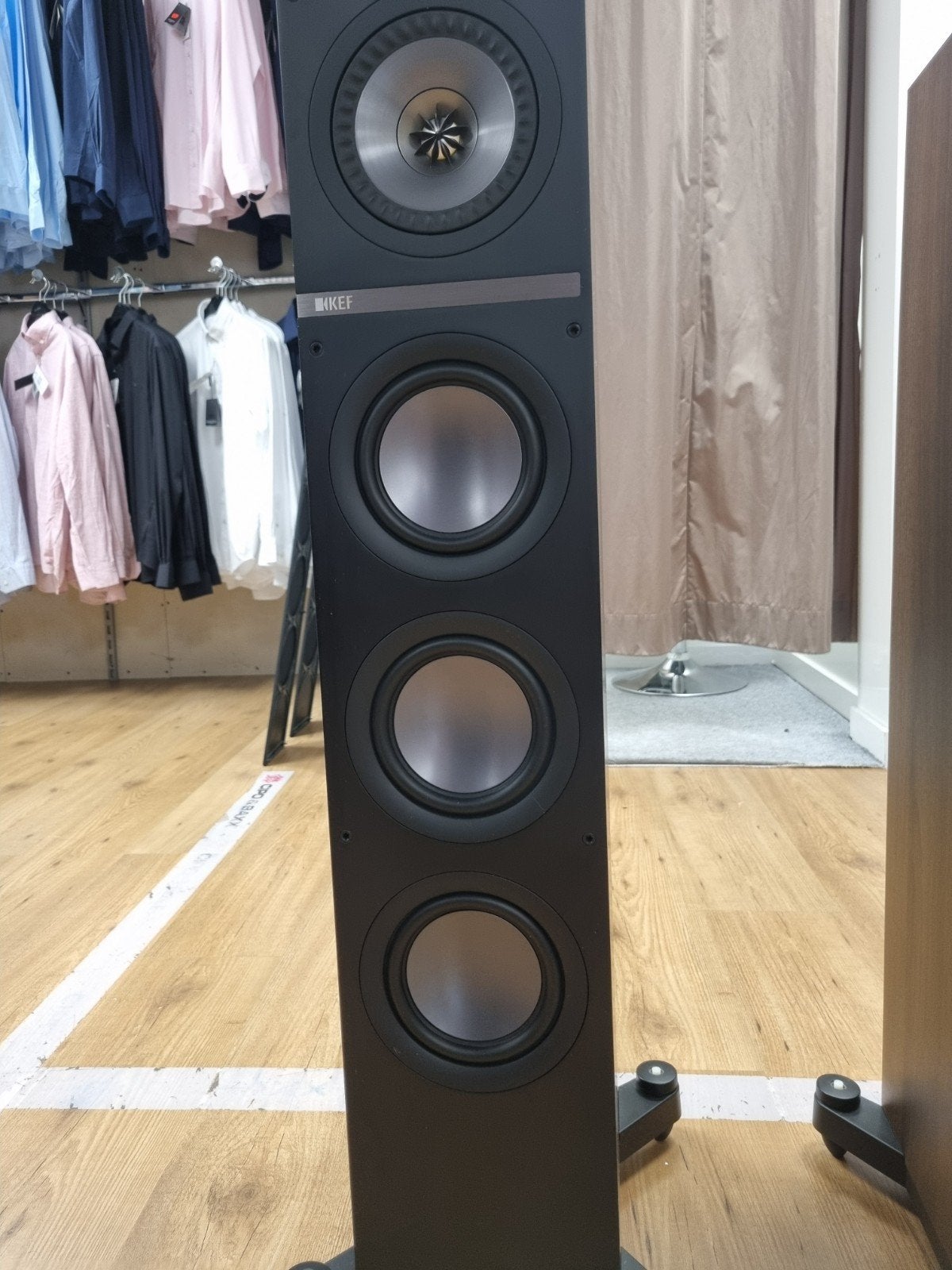 Kef Q500 Speakers – uitstekende staat, ///, Zo goed als nieuw, 120 watt of meer, Front, Rear of Stereo speakers