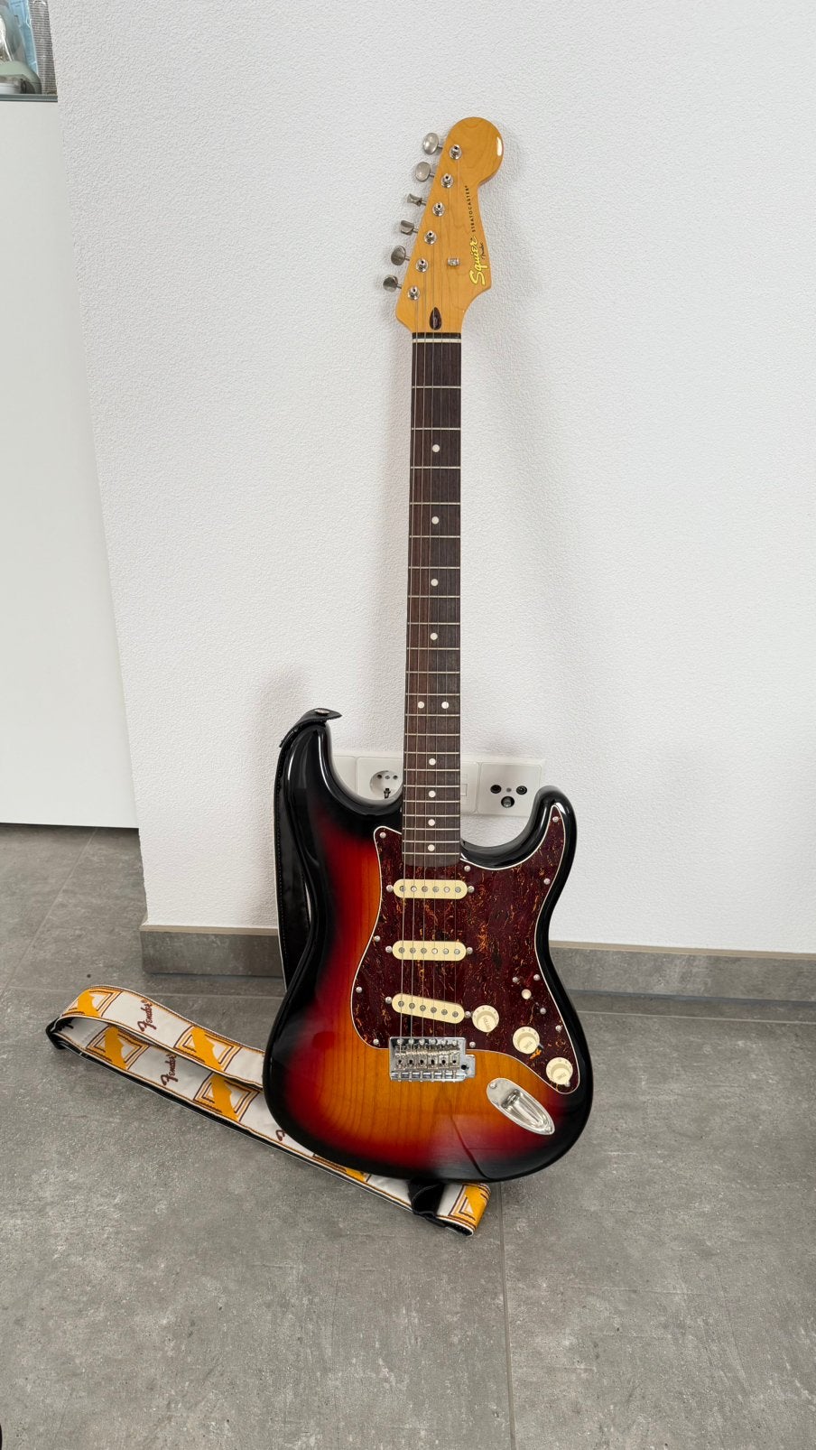 Squier Classic Vibe '60s Stratocaster, Muziek en Instrumenten, Ophalen, Zo goed als nieuw, Solid body, Fender