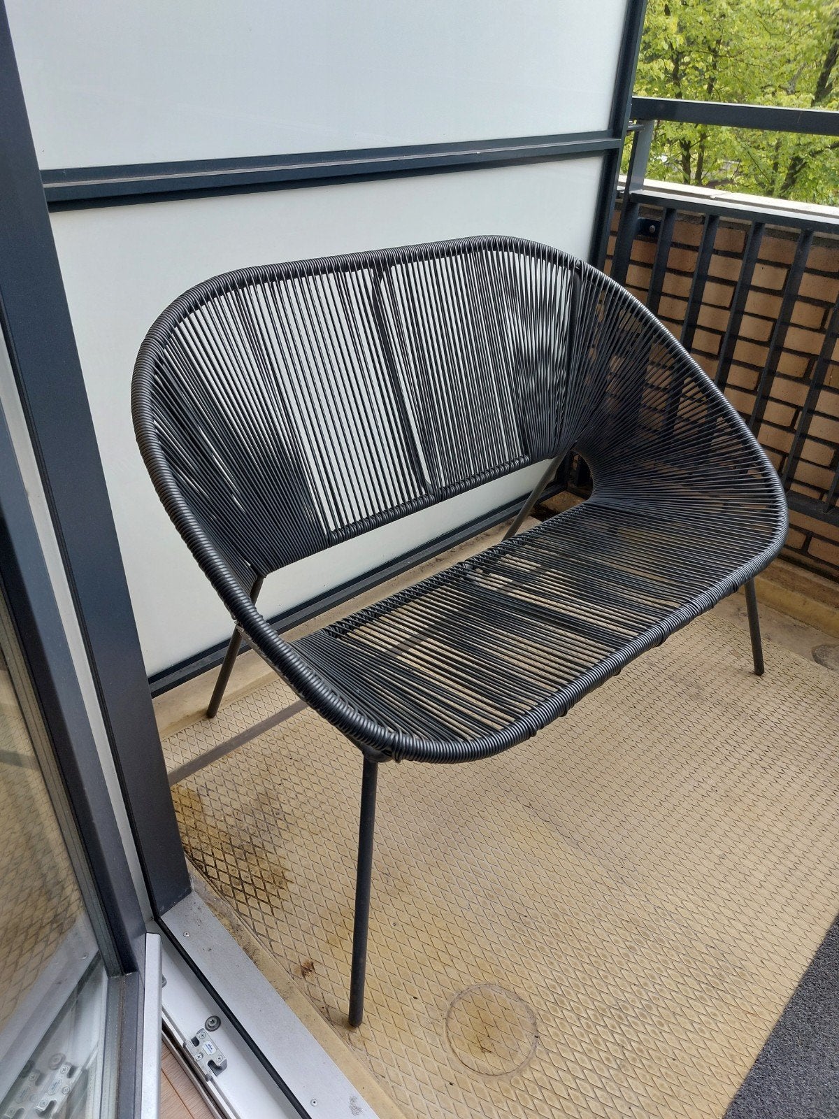 Zwart tuinbankje / loveseat voor balkon of terras, Ophalen, Gebruikt, Metaal, Modern, Scandinavisch
