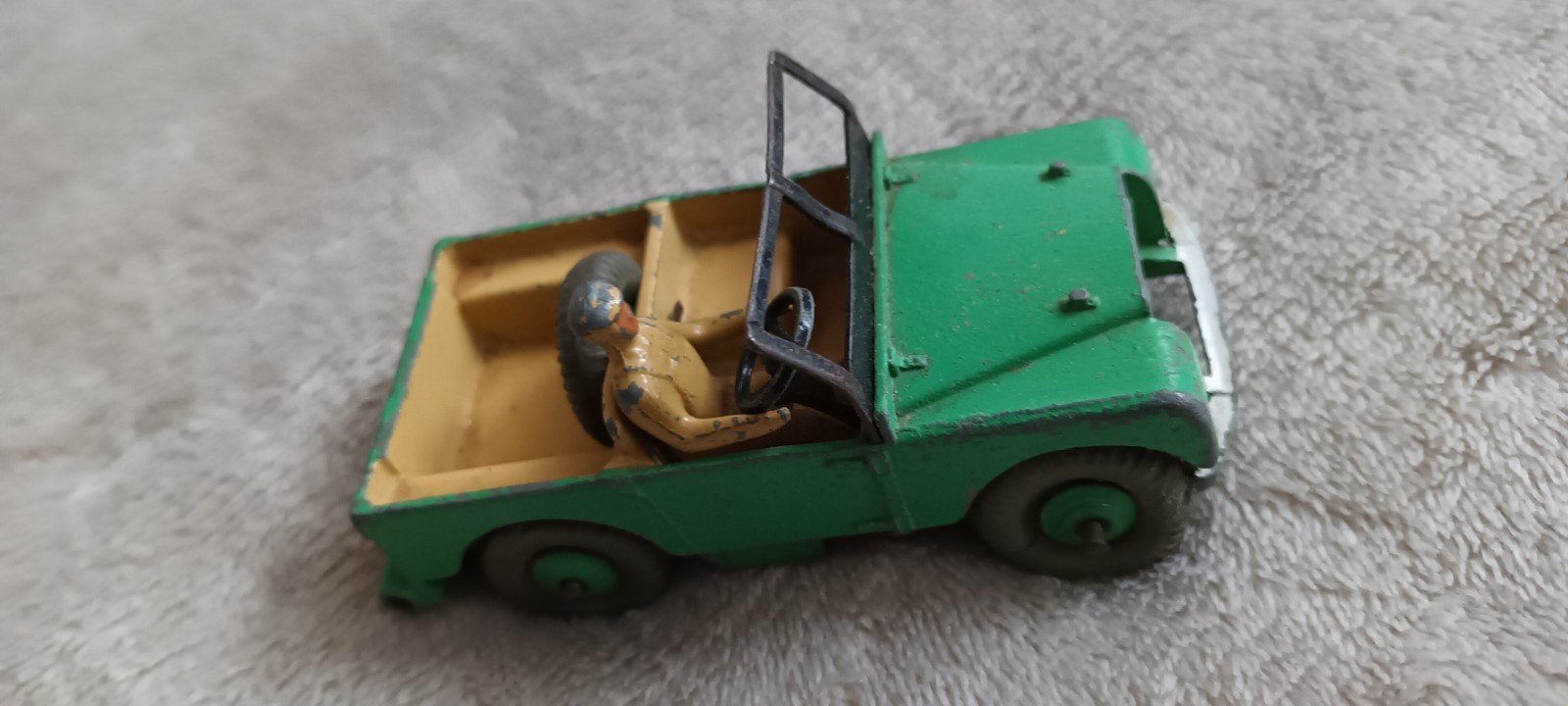 Vintage Dinky Toys Land Rover met chauffeur - Groen, Kinderen en Baby's, Ophalen of Verzenden