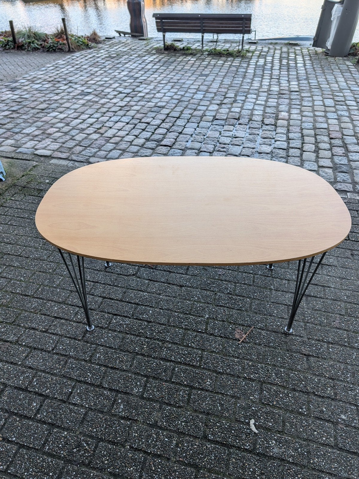 Fritz Hansen Super Ellips Tafel B612 100x150cm, Gebruikt, 100 tot 150 cm, Vijf personen of meer, 150 tot 200 cm