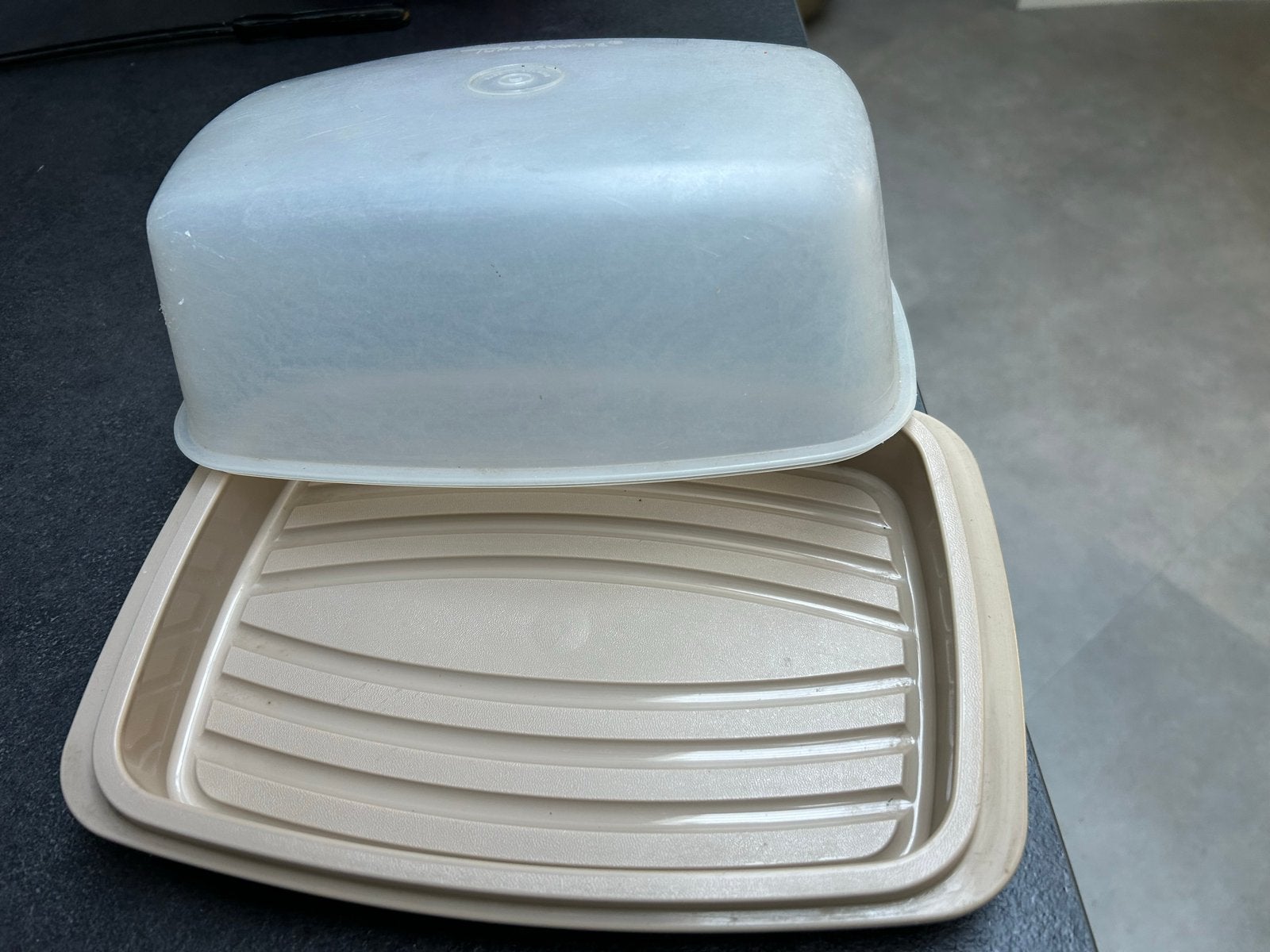 Tupperware Kaasdoos - Ideaal voor diverse kaassoorten, Ophalen, Gebruikt, Bewaardoos, Luchtdicht