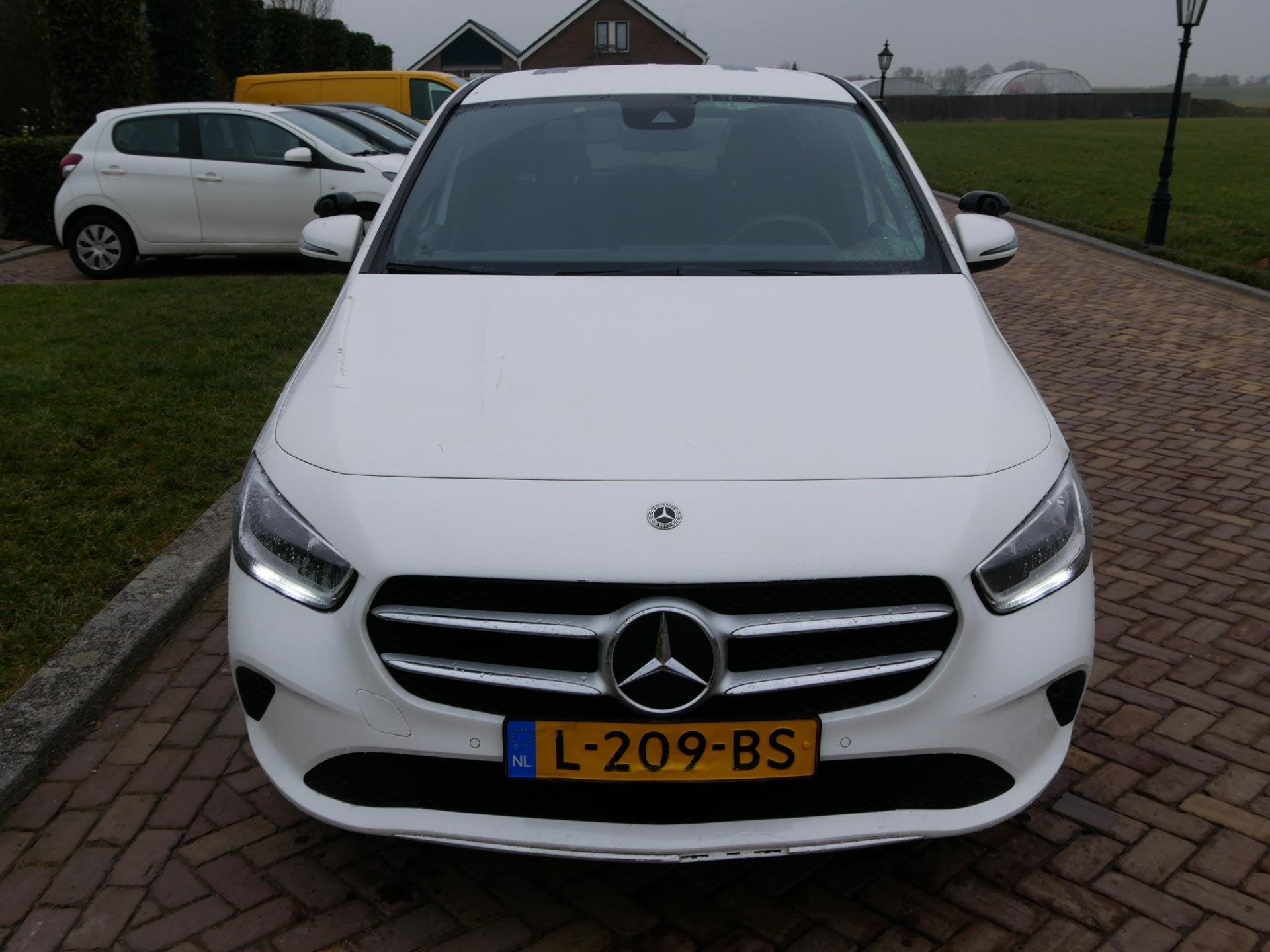 Mercedes-Benz B-klasse 200d AUT AC CAMERA 2021 * EX POLICE M, Stof, Gebruikt, 4 cilinders, 150 pk