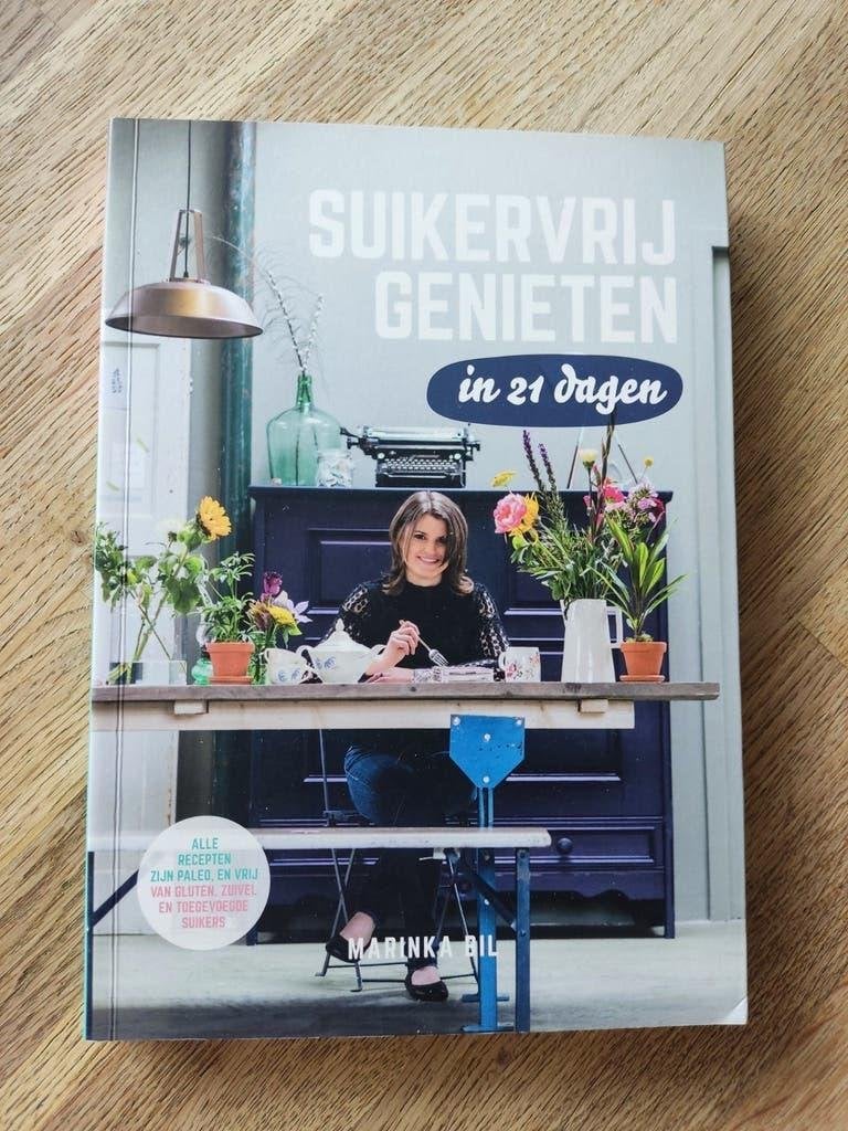 SUIKERVRIJ GENIETEN IN 21 DAGEN, Marinka Bil, 100% nieuw., Boeken, Ophalen of Verzenden, Nieuw, Marinka Bil