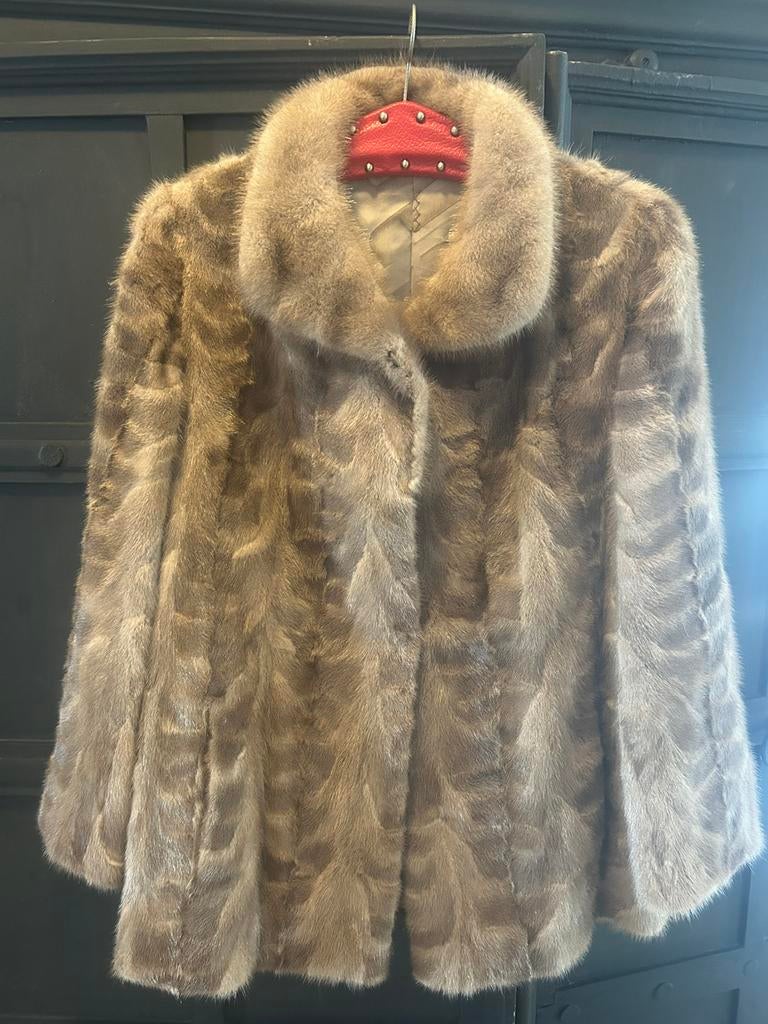 Bontjas echt bont maat 38(M) Dames VINTAGE, Kleding | Dames, Jassen | Winter, Ophalen of Verzenden, Gedragen, Maat 38/40 (M), Bruin