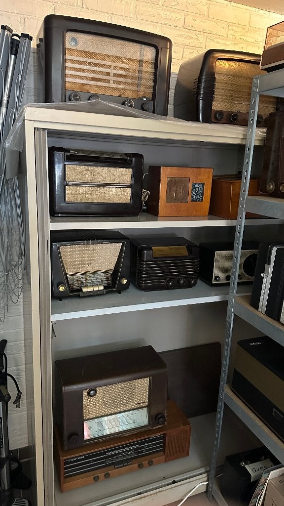 UITZOEKEN: grote collectie radio’s, pick-ups & bandrecorders, Ophalen
