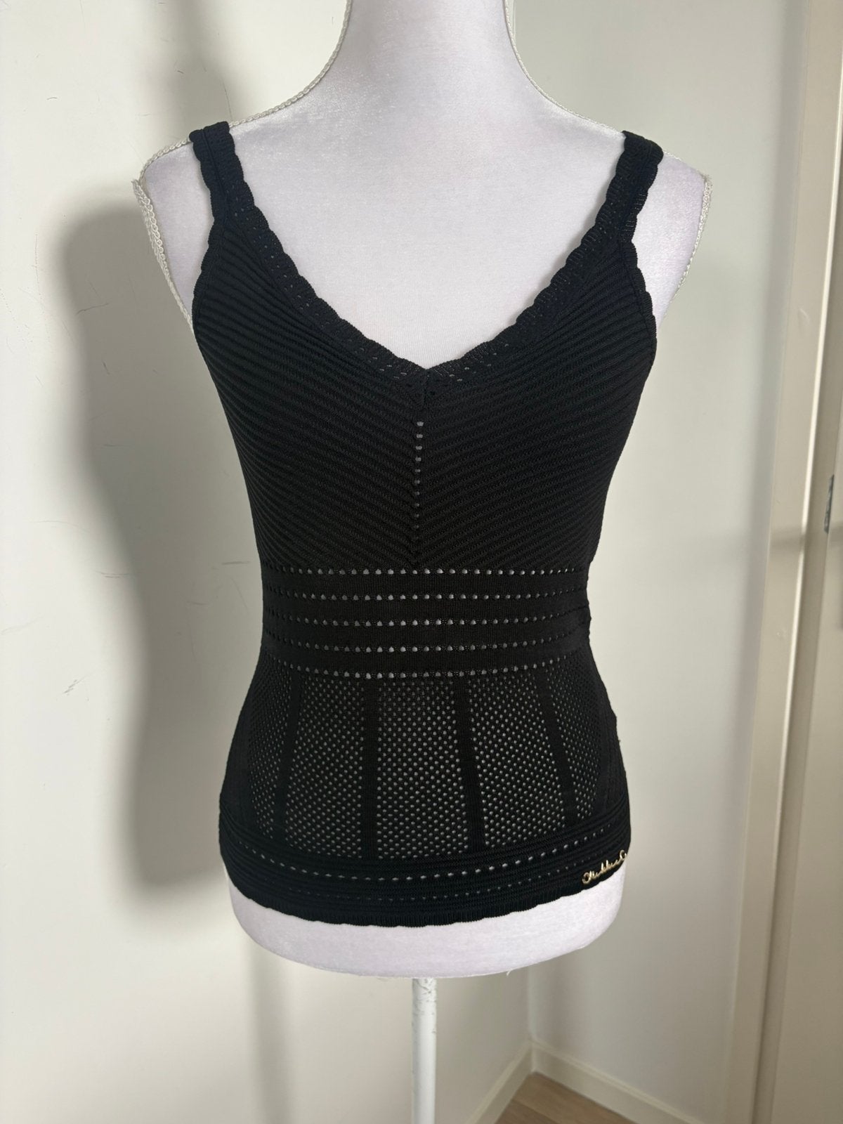 1 keer gedragen! Zwarte NIKKIE top - maat 36, Kleding | Dames, Zwart, Nieuw, Ophalen of Verzenden, Maat 36 (S)