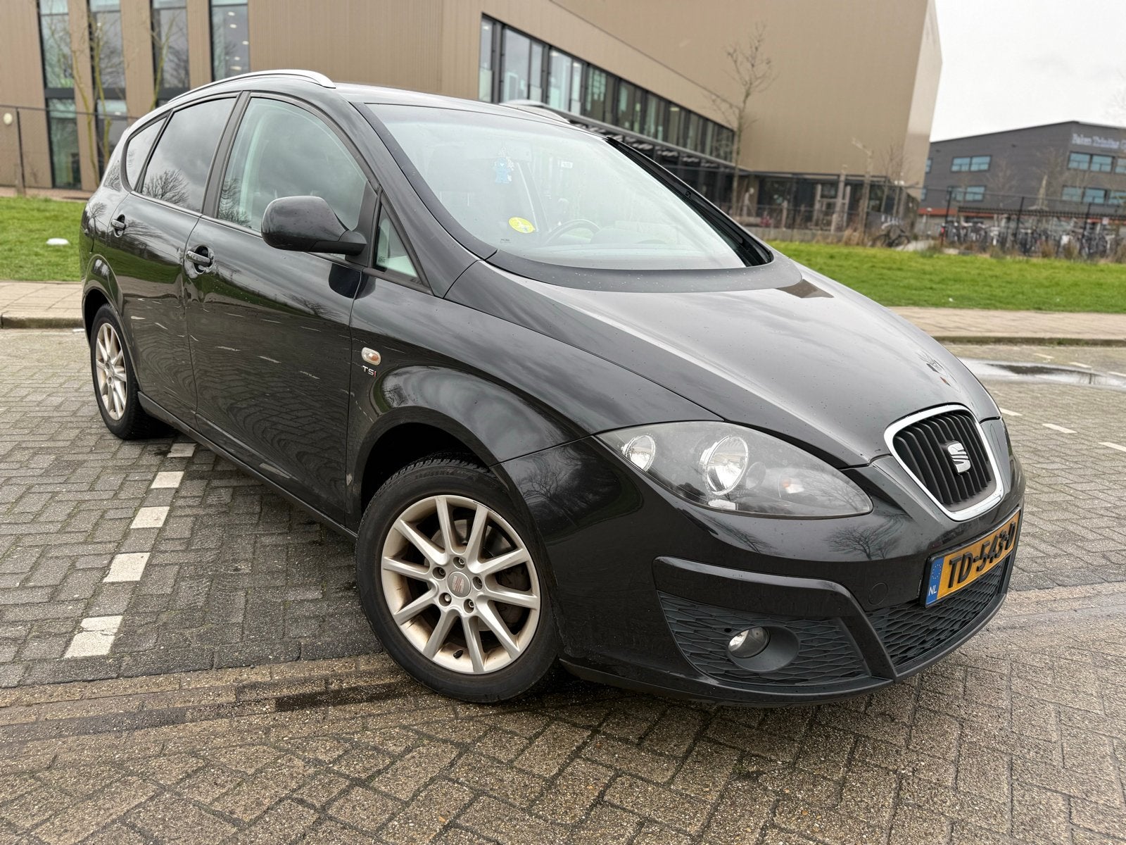 Seat Altea XL 1.4 TSi/APK MEI 2027/CRUISE/AIRCO/16 INCH, Voorwielaandrijving, 4 cilinders, Altea XL, Zwart