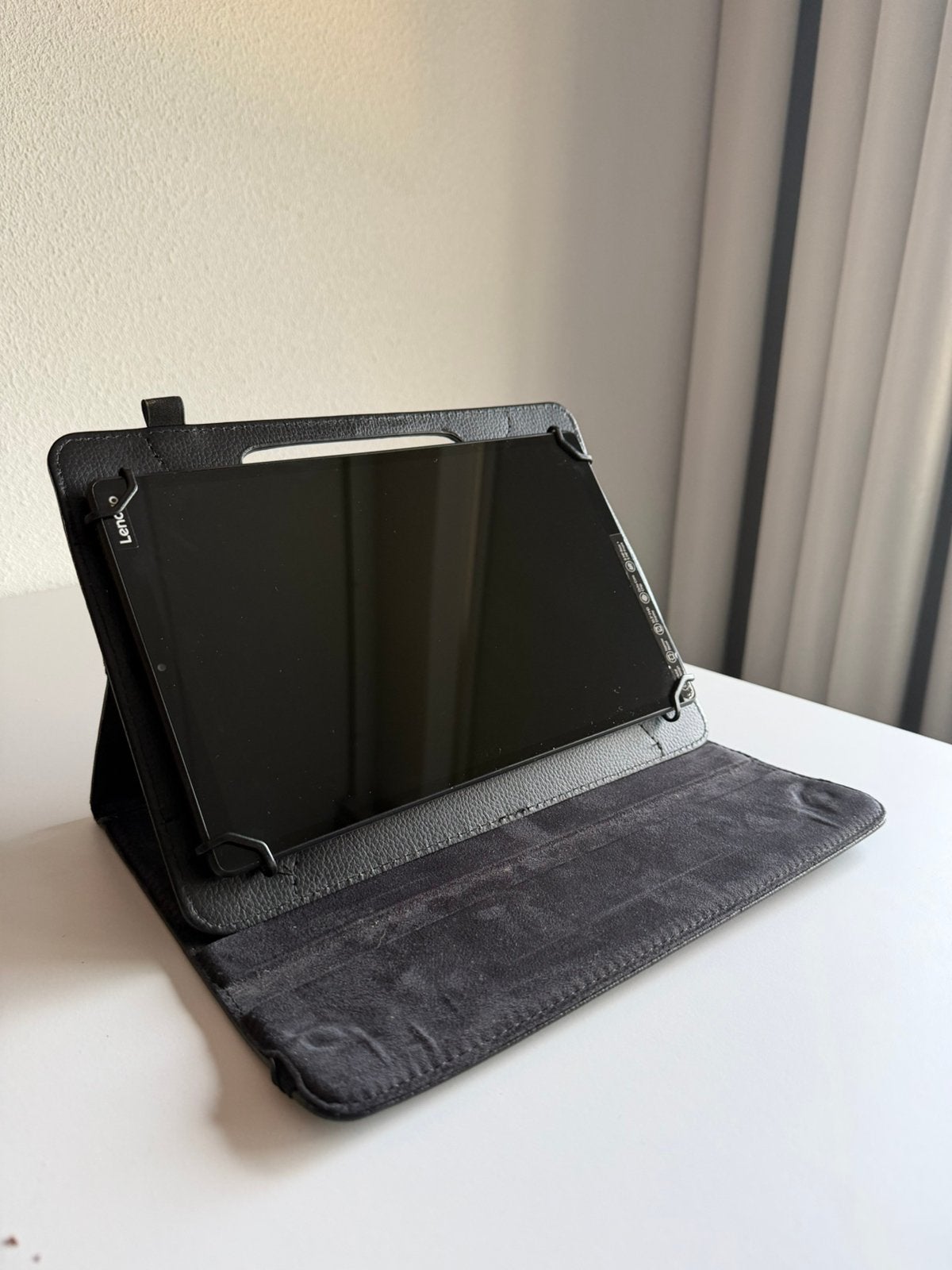 Foto 3 van Lenovo Tab M10 FHD Plus