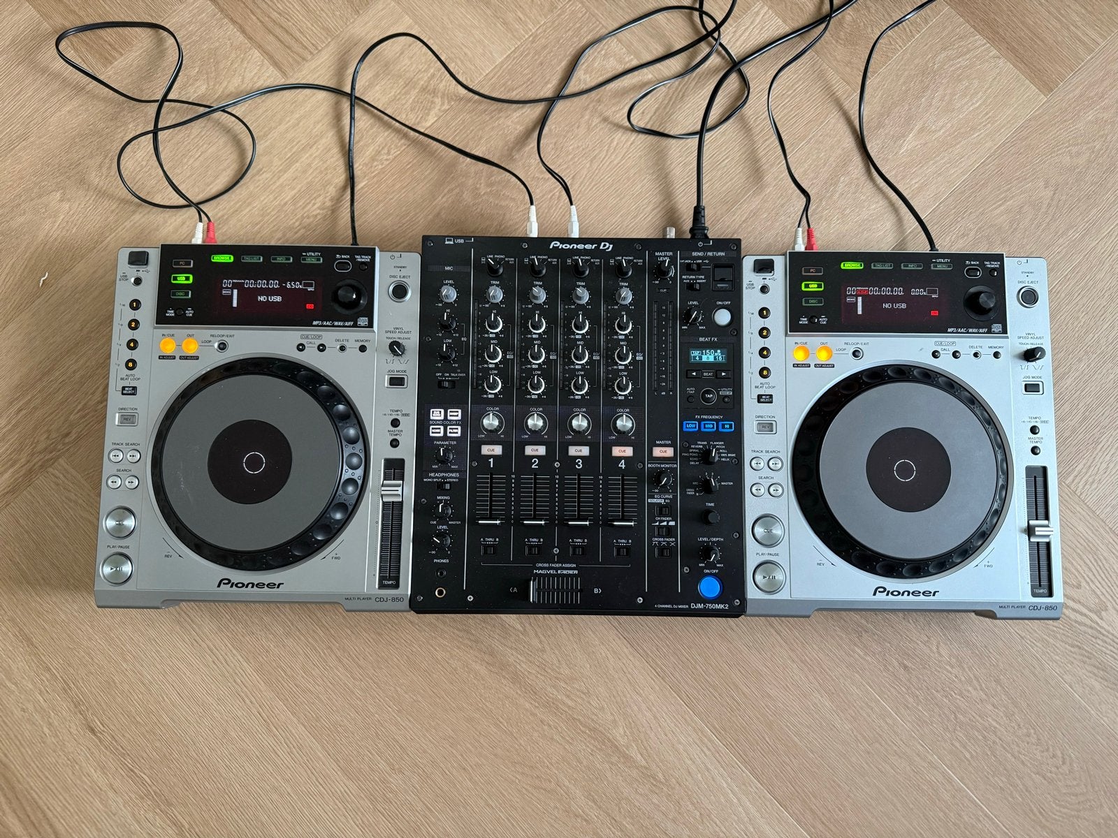 ≥ Pioneer DJM 850: 4-kanaals DJ mixer te koop | Marktplaats