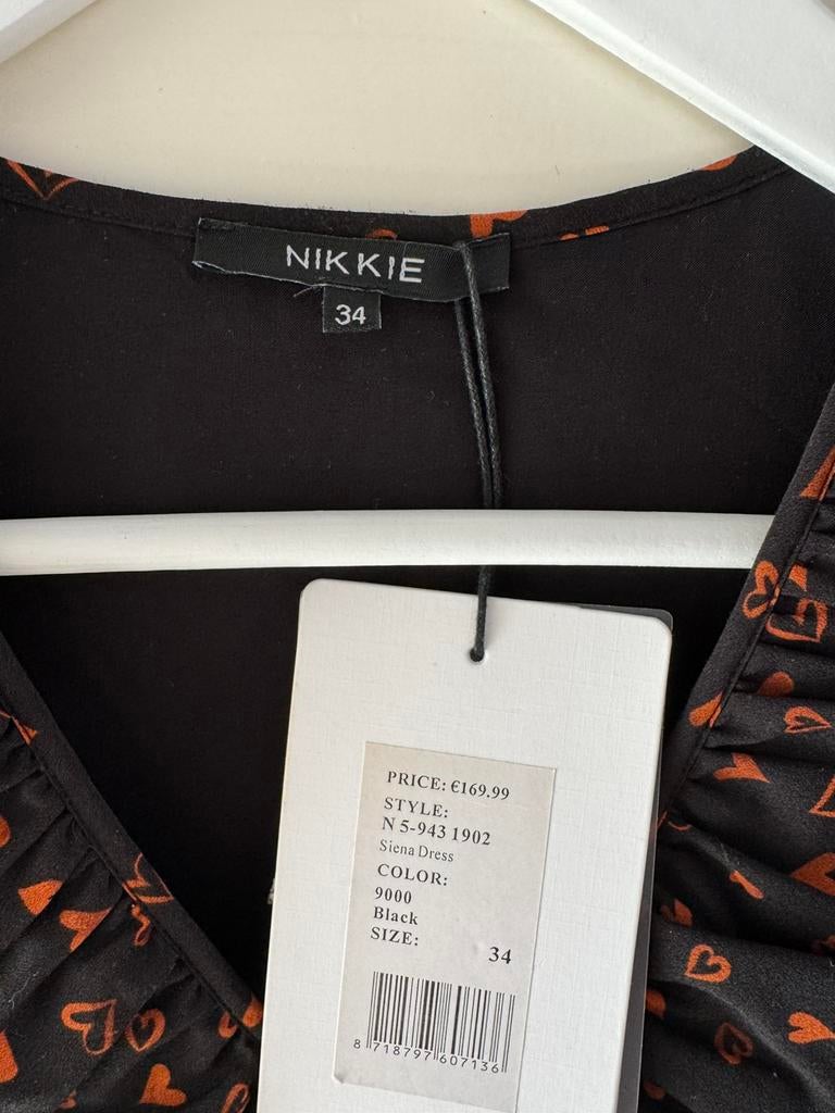 NEW jurkje van Nikkie, Zwart, Nieuw, Ophalen of Verzenden, Maat 34 (XS) of kleiner