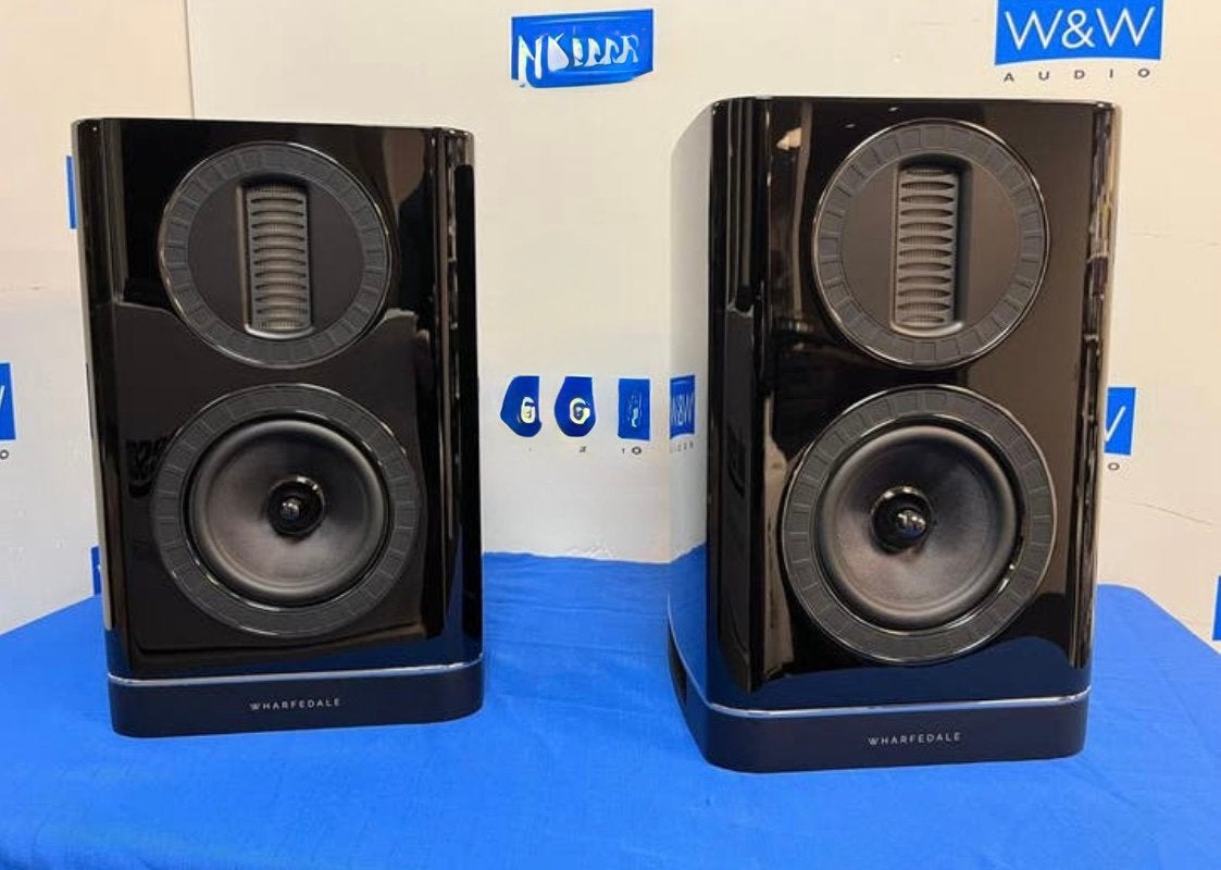 Wharfedale Aura 1 speakers inclusief stands., Audio, Tv en Foto, Luidsprekers, Zo goed als nieuw, 120 watt of meer, Front, Rear of Stereo speakers