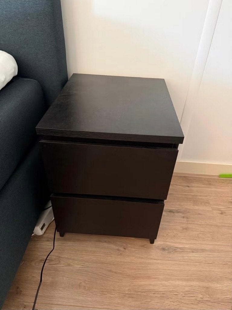 IKEA ladekast nachtkast zwart ZGAN! Malm Storklinta, Ophalen, Minder dan 50 cm, Zo goed als nieuw, 3 of 4 laden