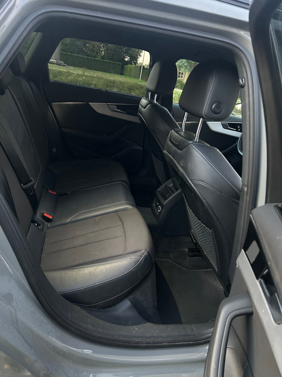 Foto 10 van Audi A4 2.0 Tdie 136pk 2020 Grijs