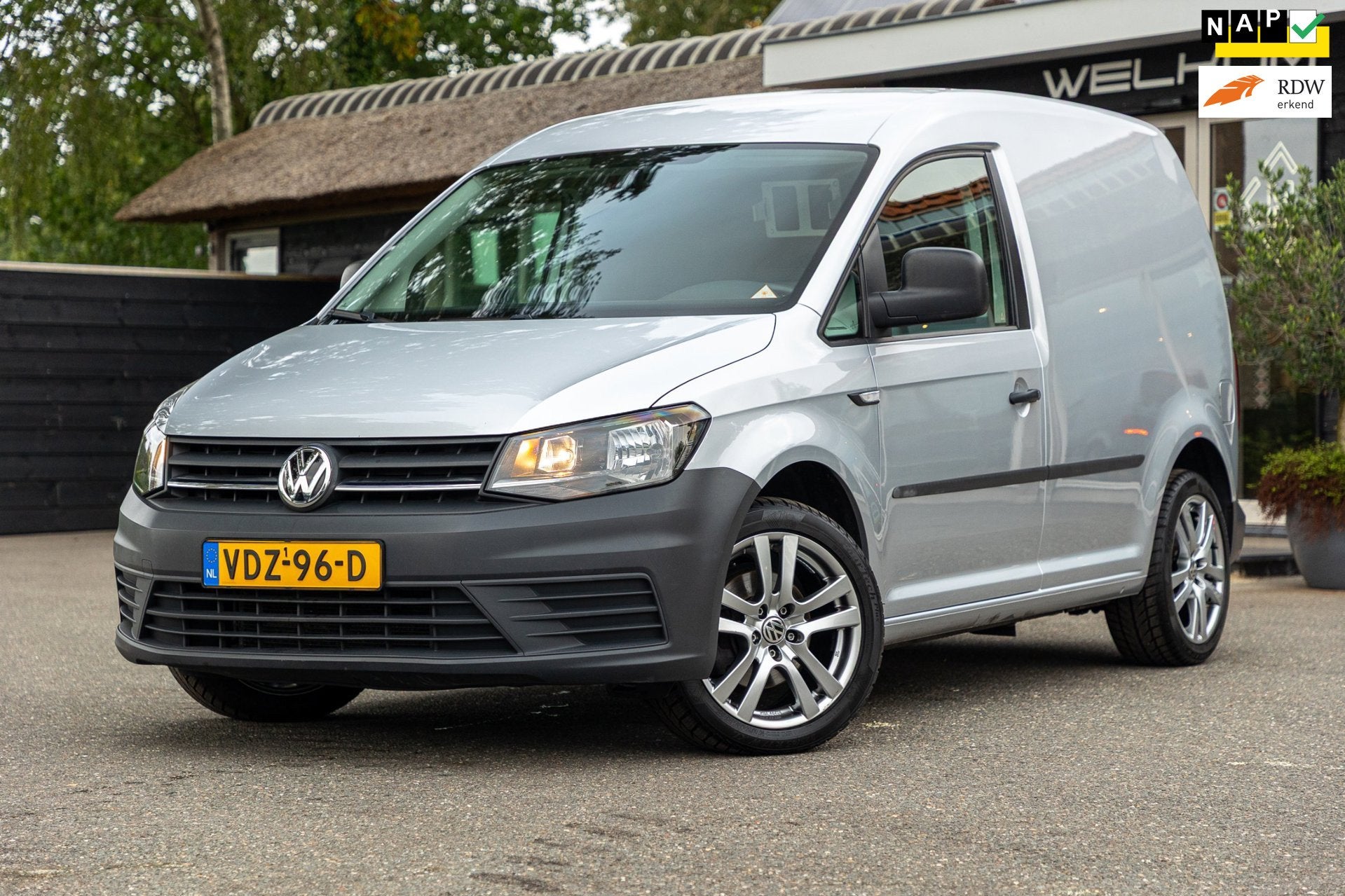 Volkswagen Caddy 2.0 TDI L1H1 BMT Trendline Airco I Navigati, Dealer onderhouden, Stof, Gebruikt, 4 cilinders