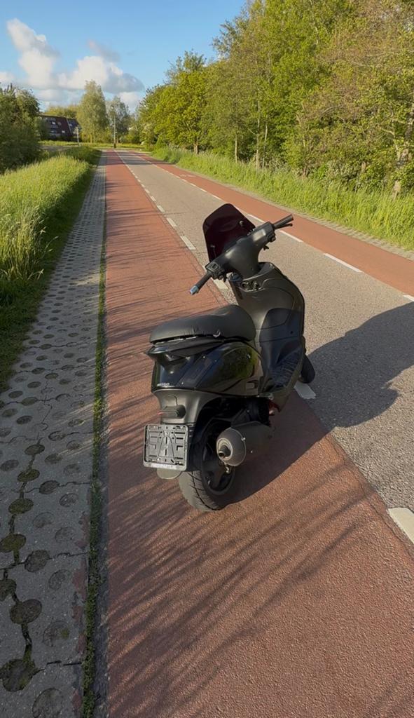 Zip 172, Fietsen en Brommers, Scooters | Piaggio, Gebruikt, Zip, Maximaal 45 km/u, Tweetakt, Ophalen of Verzenden