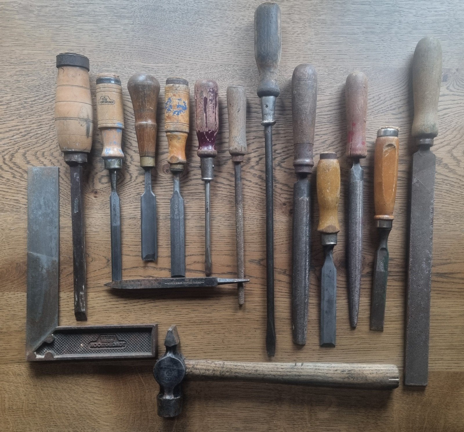 Vintage gereedschap: beitels, vijlen, hamer, schroe, Antiek en Kunst, Ophalen of Verzenden