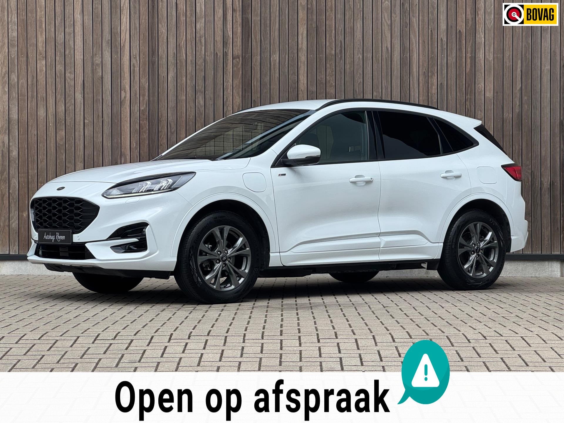 Ford Kuga 2.5 PHEV ST-Line / Winterpack / Cruise / 18'' /, Gebruikt, Zwart, 4 cilinders, Wit