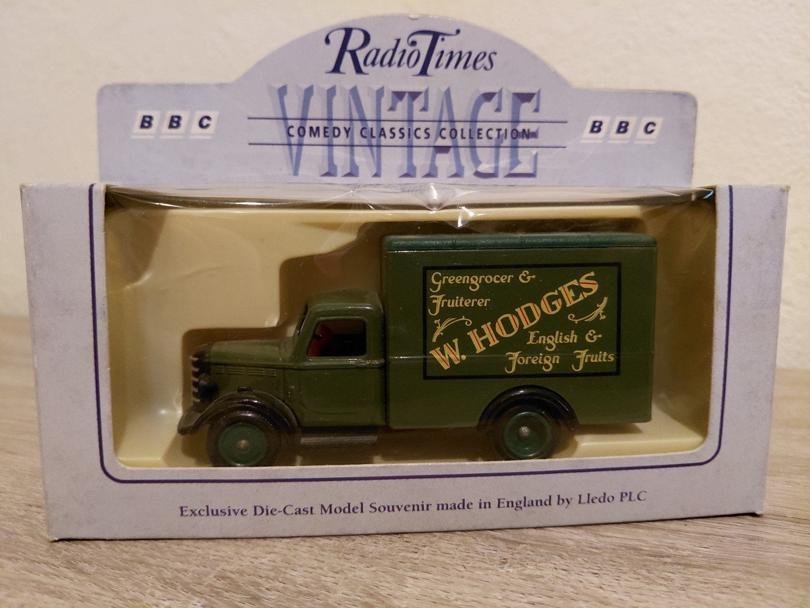 'Radio Times BBC' Bedford 30CWT Truck, Overige merken, Verzenden, Nieuw, Groter dan 1:32