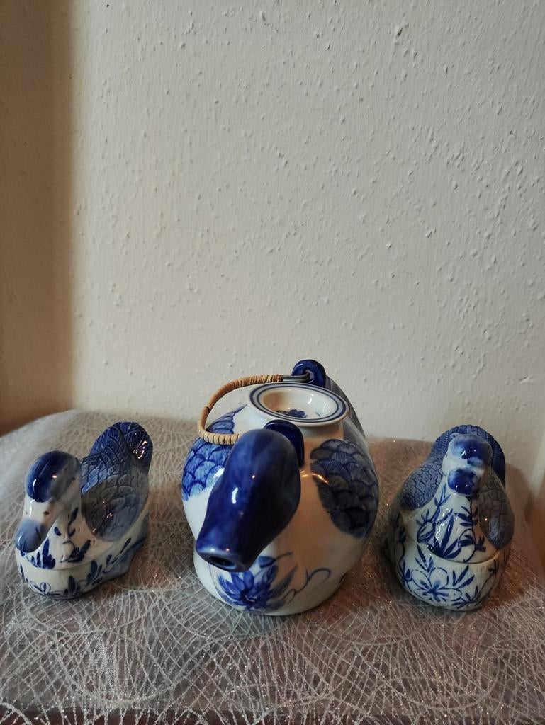 Drie mooie porseleinen eenden, Verzenden